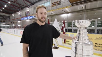 Uvis Balinskis takes Stanley Cup to home country of Latvia