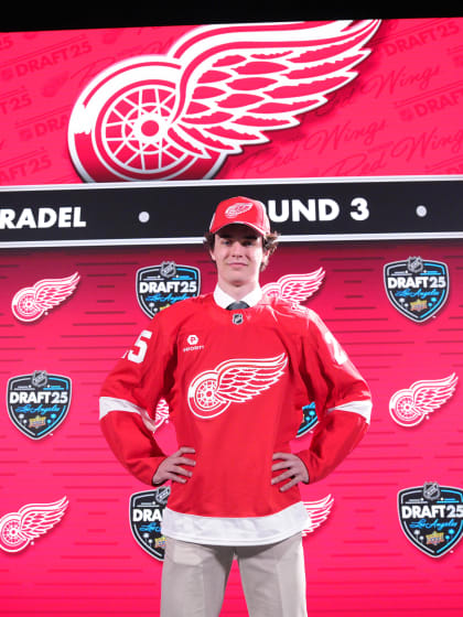 Prádel a Gibson mieria do Detroitu 