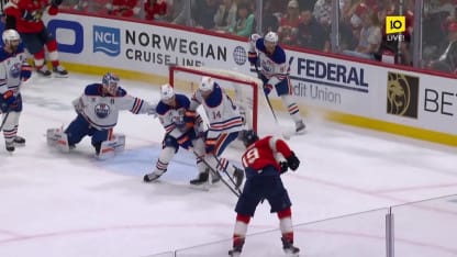 Ekholm förhindrar ett mål