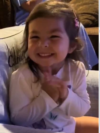 Johnny Gaudreau's daughter cheers on mom at NHL Draft