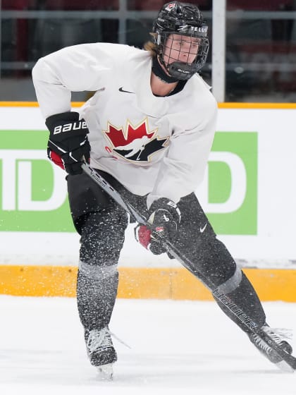 Gavin McKenna OK with pressure ahead of 2026 NHL Draft