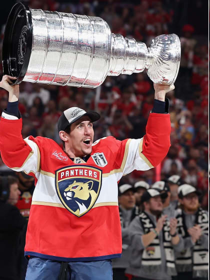 Zákulisí oslav Noska a Vaněčka se Stanley Cupem